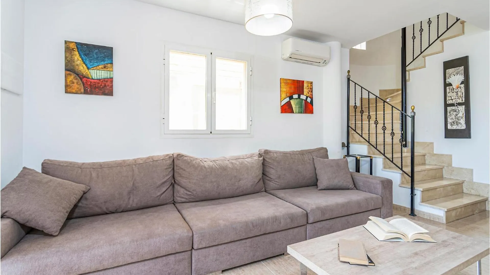 4 Bedroom Beautiful Home In Alcudia Port de Alcudia  0*, Port de Alcudia (Mallorca)