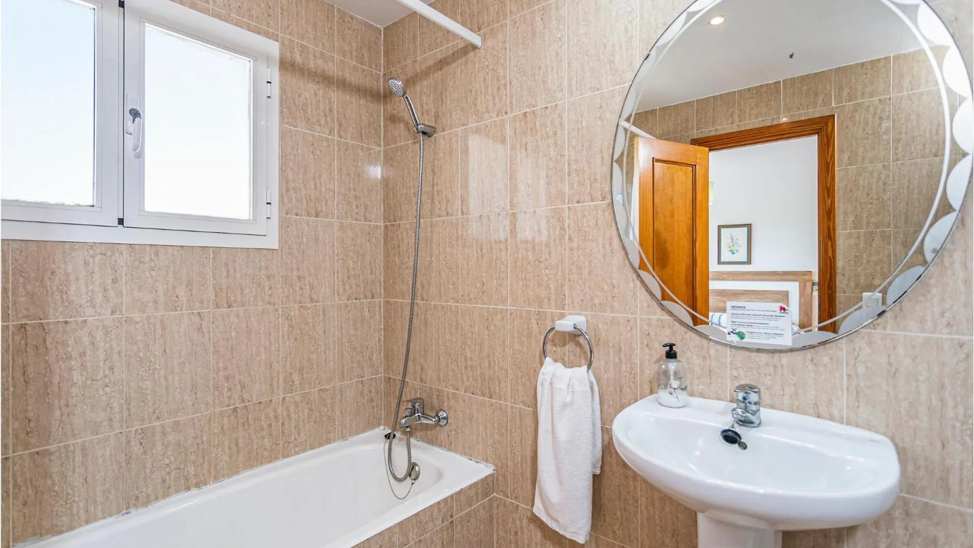 4 Bedroom Beautiful Home In Alcudia Port de Alcudia  0*, Port de Alcudia (Mallorca) Spain