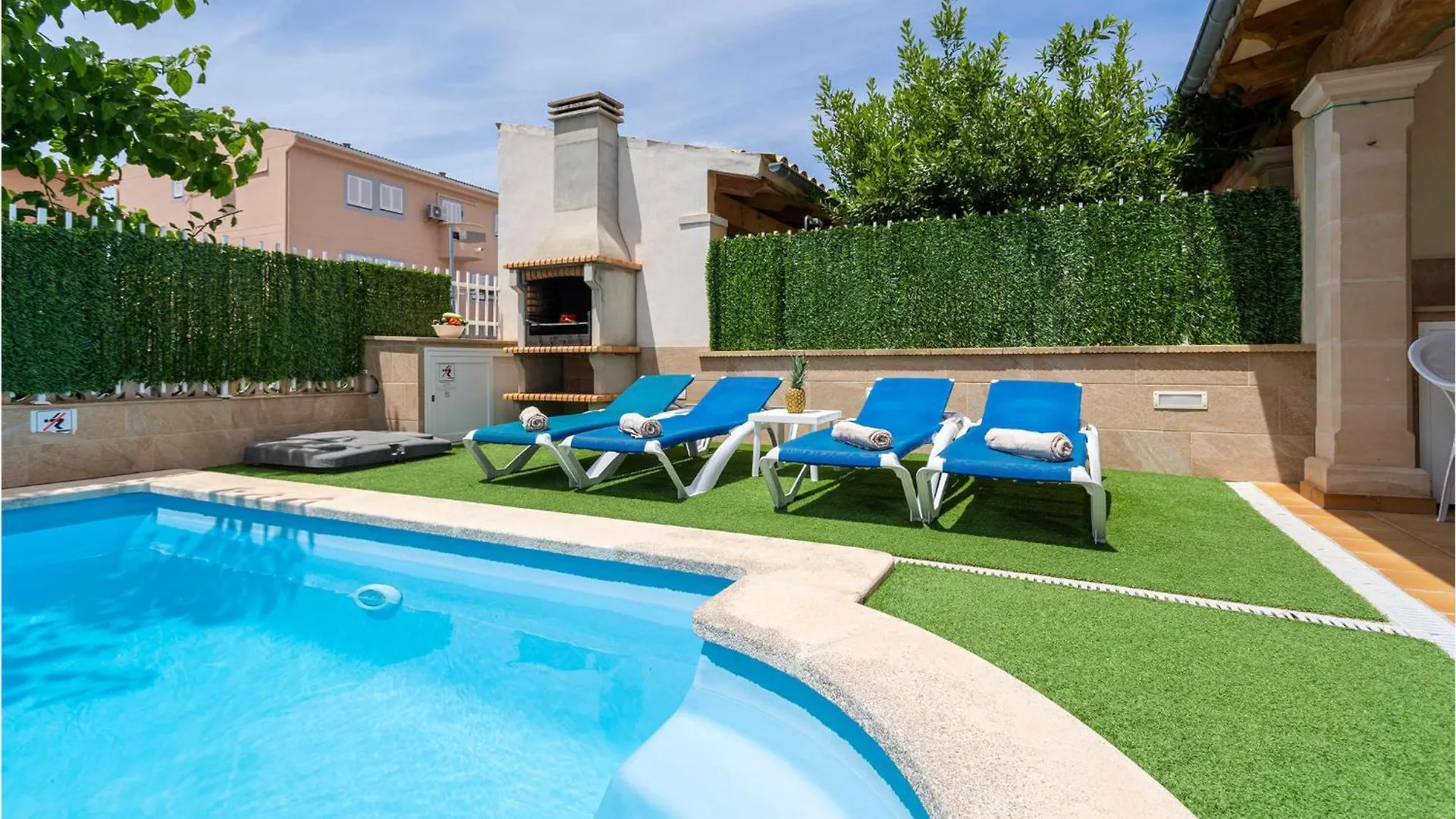4 Bedroom Beautiful Home In Alcudia Port de Alcudia  0*, Port de Alcudia (Mallorca)
